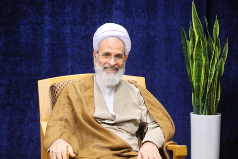 تصاویر / دیدار آیت الله اعرافی با آیت الله کریمی جهرمی