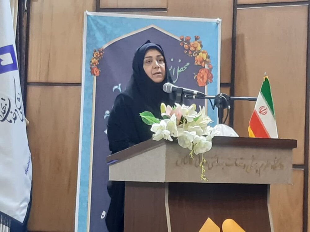 محفل انس با قرآن در دانشگاه علوم پزشکی کاشان برگزار شد + عکس