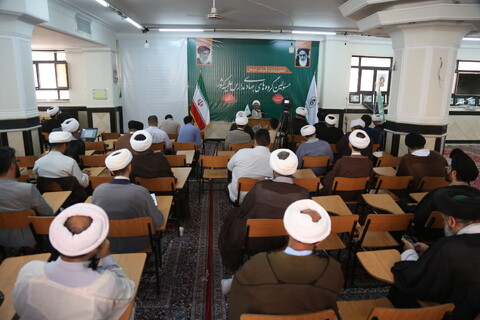 تصاویر/افتتاحیه  دوره آموزشی  توجیهی  مسئولان گروه های جهادی