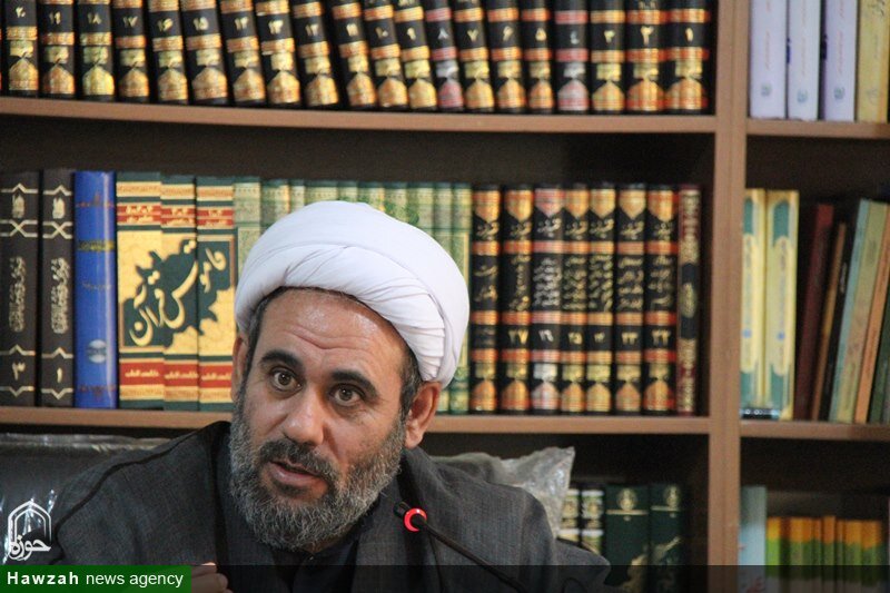 رهنمودهای امام خمینی(ره) و رهبر انقلاب در مدارس علمیه بازخوانی شود