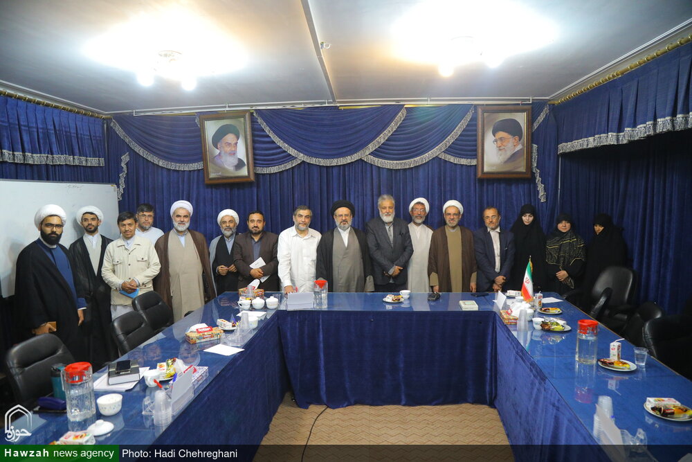 گزارشی از مراسم رونمایی از «میز بین الملل» انجمن مطالعات اجتماعی حوزه علمیه قم