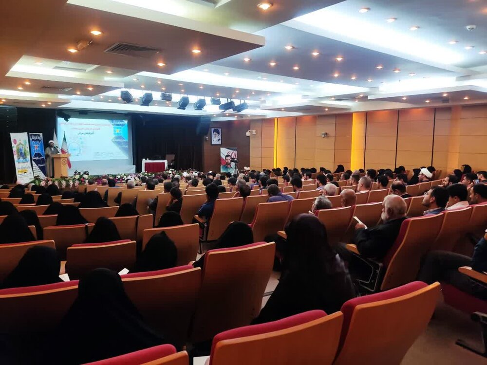 نگاه تشکیلاتی از ویژگی های اصلی مدیران مسجدی است