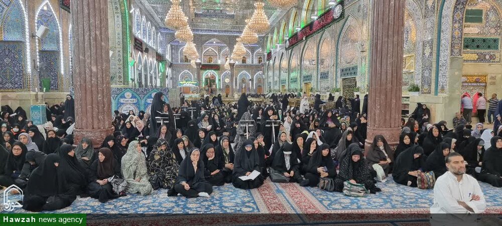 آخرین شب جمعه ذی القعده زائران ایرانی در حرم امام حسین (ع) + عکس