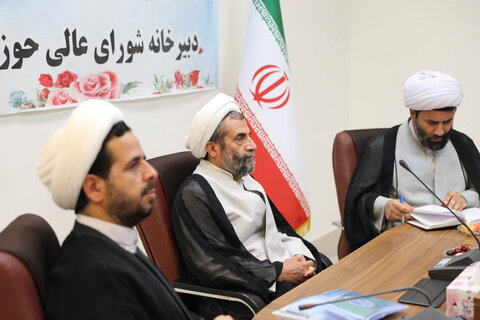 سفر مسئول دبیرخانه شورای عالی حوزه های علمیه به کردستان