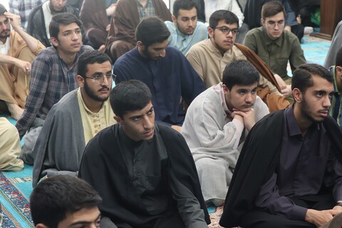 تصاویر/ تکریم و بدرقه طلاب پایه ششم ، توسط مدیر محترم مدرسهعلمیه امام خامنه ای ارومیه