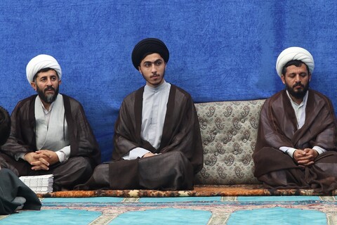 تصاویر/ تکریم و بدرقه طلاب پایه ششم ، توسط مدیر محترم مدرسهعلمیه امام خامنه ای ارومیه