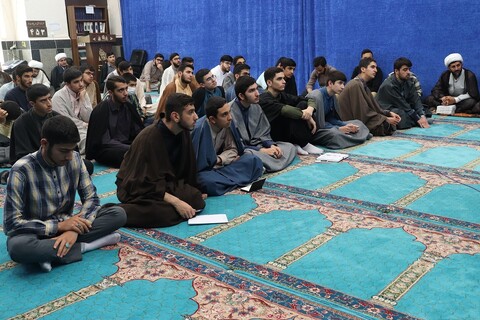 تصاویر/ تکریم و بدرقه طلاب پایه ششم ، توسط مدیر محترم مدرسهعلمیه امام خامنه ای ارومیه