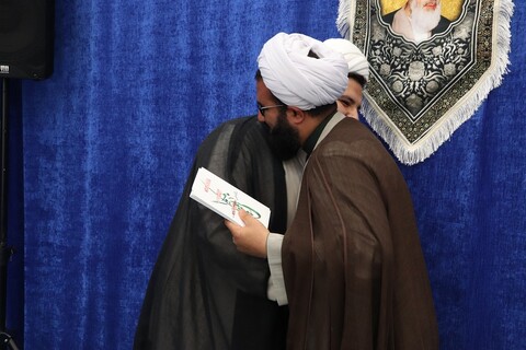 تصاویر/ تکریم و بدرقه طلاب پایه ششم ، توسط مدیر محترم مدرسهعلمیه امام خامنه ای ارومیه