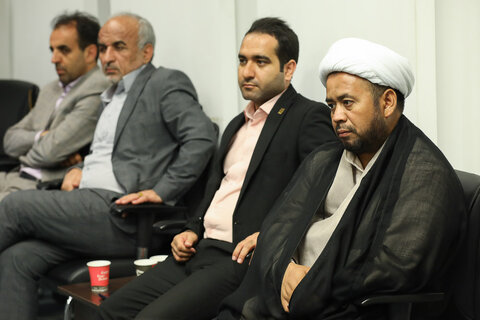 تصاویر /دیدار جمعی از علمای هندوستان و پاکستان  با نماینده ولی فقیه در استان قزوین