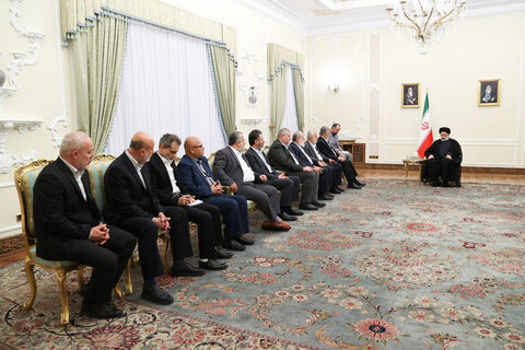 الرئيس الإيراني في اللقاء مع قيادات حركة الجهاد الإسلامي الفلسطينية