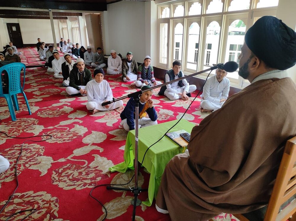 جامعۃ المصطفی العالمیہ دہلی کے ادارۂ تعلیم کے سربراہ کا کرگل کا خصوصی دورہ؛ جمعیت العلماء اثناء عشریہ کے عہدیداران سے ملاقات