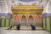 تصاویر/ حرم حضرت عباس (ع) صفائی کے بعد نئی قالینوں سے مزین