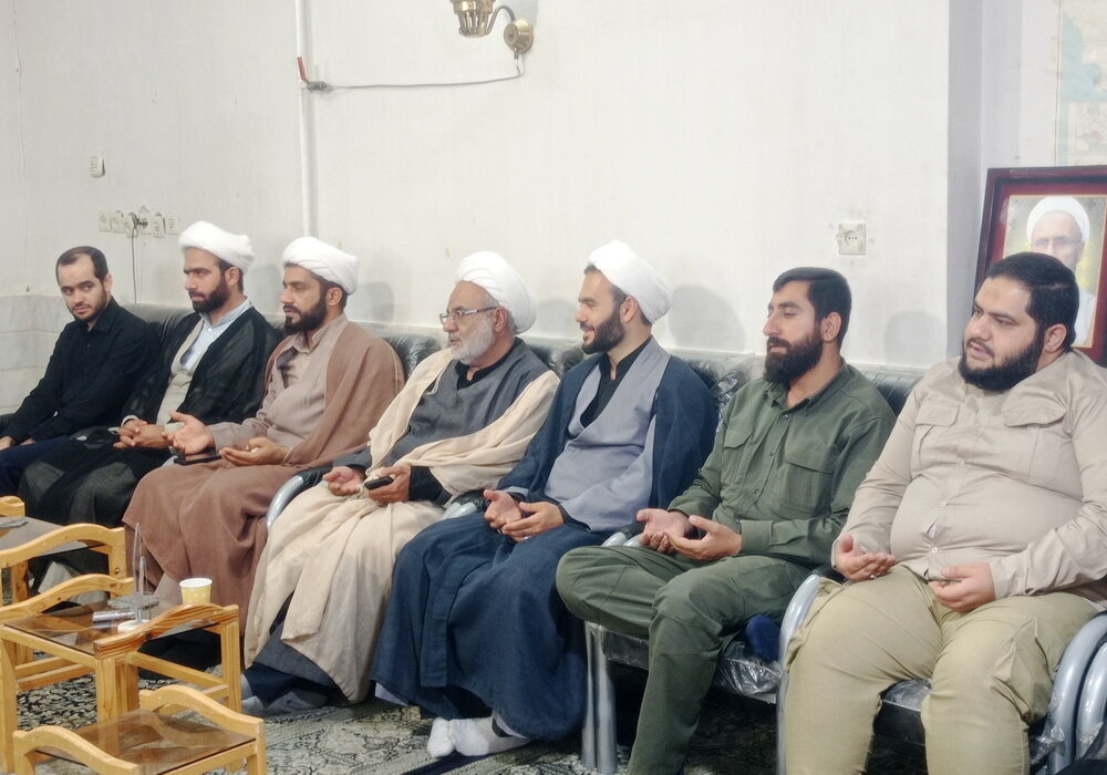 نسبت به حجاب بی تفاوت نیستیم؛ اما بنای ما بر جذب است