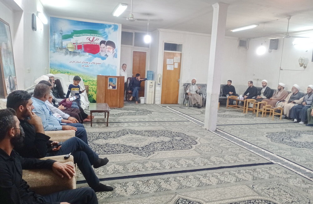 نسبت به حجاب بی تفاوت نیستیم؛ اما بنای ما بر جذب است