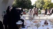 تصاویر/ اجرای خطبه عقد در کنار مزار شهدا توسط امام جمعه نقده