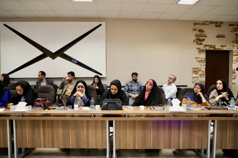 تصاویر/ نشست خبری معاون فرهنگی و تبلیغات دفاعی ستاد کل نیروهای مسلح در تبریز