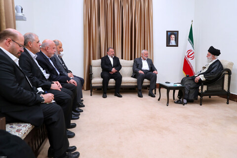 تصاویر/ دیدار رئیس دفتر سیاسی حماس با رهبر انقلاب اسلامی
