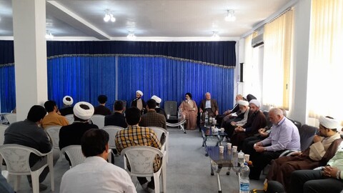 تصاویر/ نشست ستاد امر به معروف و نهی از منکر پارس آباد با مدیر حوزه عملیه خواهران استان اردبیل