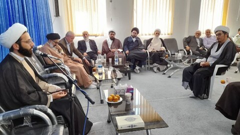 تصاویر/ نشست ستاد امر به معروف و نهی از منکر پارس آباد با مدیر حوزه عملیه خواهران استان اردبیل