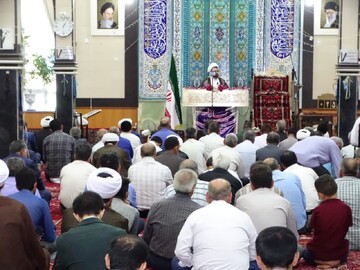 تصاویر/ اقامه نماز جمعه شهرستان چهاربرج