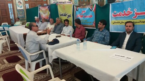 برپایی میز خدمت در برخی مصلاهای جمعه استان بوشهر