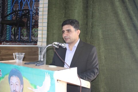 تصاویر/ اقامه نماز جمعه در خرم دره