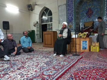 تصاویر/  محفل تلاوت و تفسیر قرآن کریم در الیگودرز