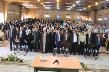 تصاویر/ همایش بزرگ مبارزه با مواد مخدر در تکاب