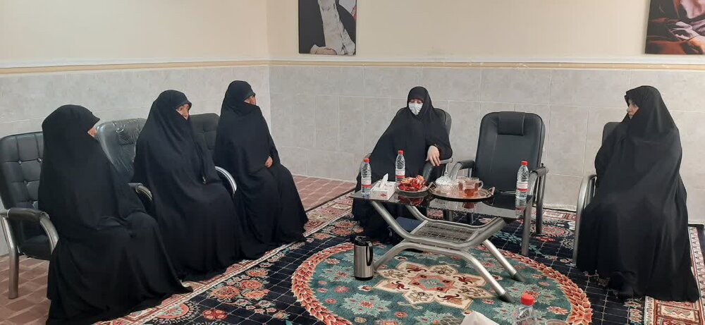 بازدید سرپرست حوزه علمیه خواهران هرمزگان از مدرسه علمیه فاطمه امالبنین (س) حاجی آباد