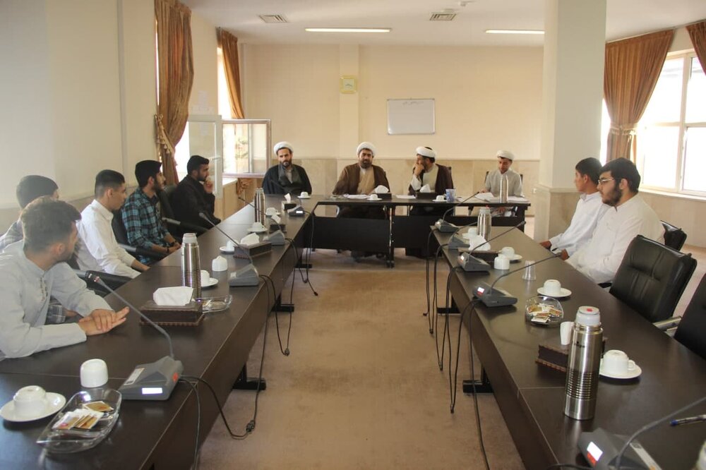 دشمنان نمیخواهند جوانان ما با شهید بهشتیها آشنا شوند