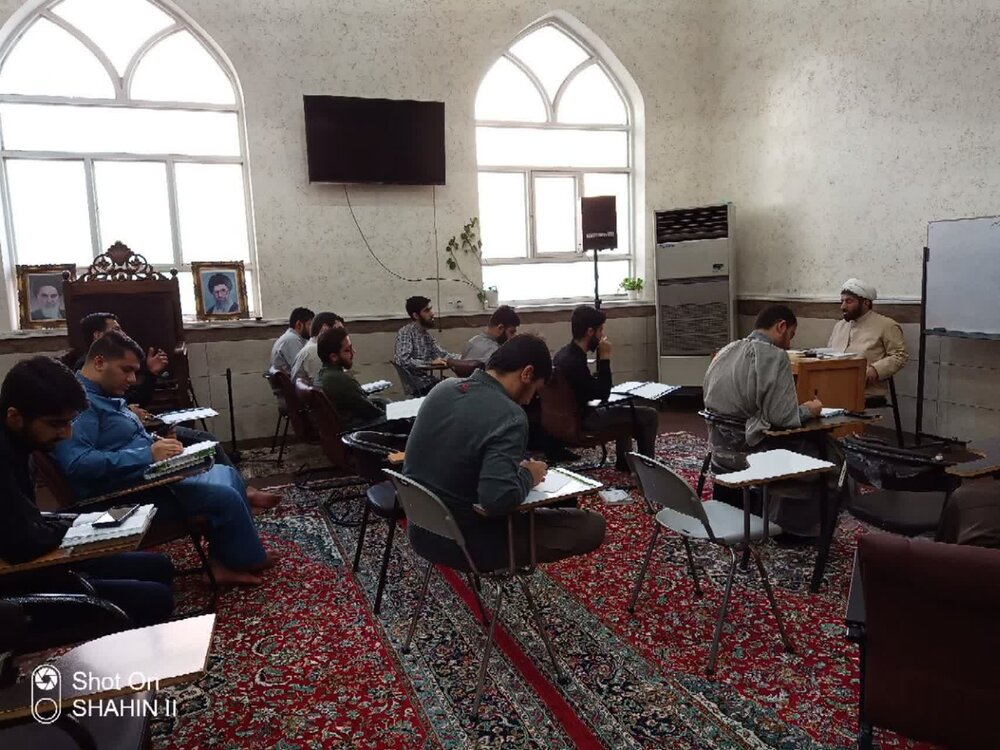 مدرسه تابستانه طلبه تراز انقلاب + عکس