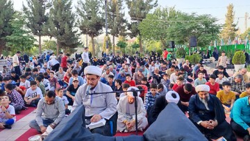 تصاویر/ برگزاری دعای عرفه در ساوجبلاغ