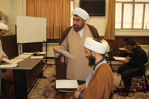 تصاویر / بازدید مدیر حوزه علمیه استان قزوین از مدارس علمیه استان