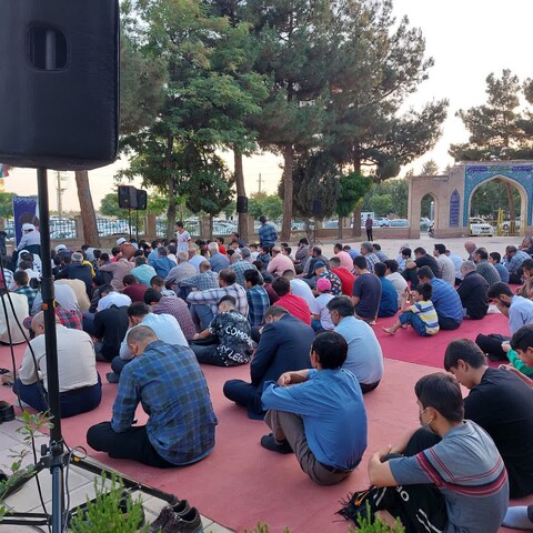 تصاویر/برگزاری دعای عرفه در ساوجبلاغ