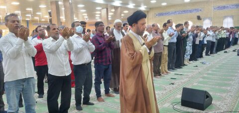تصاویر/ اقامه نماز عید قربان در بندر دیّر