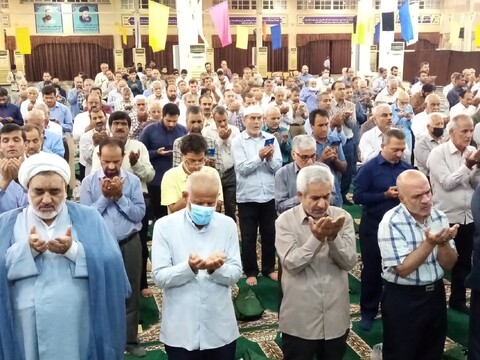 اقامه نماز عید قربان در بوشهر به روایت تصویر