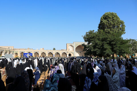 تصاویر / نماز عید سعید قربان به امامت نماینده ولی فقیه در استان قزوین