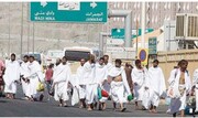 सऊदी अरब में 45 डिग्री तापमान होने के बावजूद भी हाजियों ने पूरी की रस्म