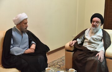 تصاویر| دیدار نماینده ولی فقیه در فارس و تولیت آستان مقدس شاهچراغ(ع) با آیت الله خاتمی