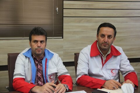 تصاویر / دیدار مسئولین کانون های هلال احمر مدارس علمیه قزوین با مدیر عامل جمعیت هلال احمر استان قزوین