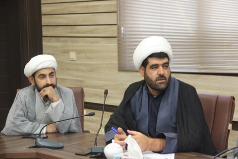 تصاویر / دیدار مسئولین کانون های هلال احمر مدارس علمیه قزوین با مدیر عامل جمعیت هلال احمر استان قزوین