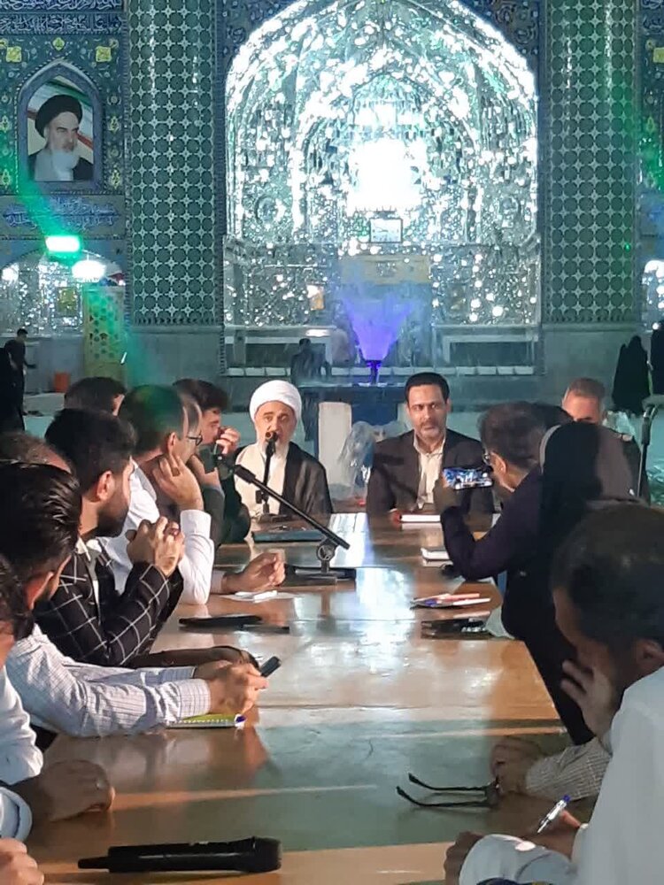 اجرای ۱۶۰ برنامه ویژه دهه ولایت در آران و بیدگل / توزیع ۷ هزار غذا در روز عید غدیر