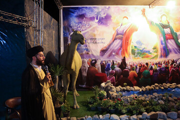 نمایشگاه غدیر در حرم مطهر بانوی کرامت برپا شد