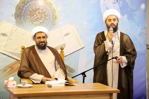 تصاویر / محفل انس با قرآن در مدرسه علمیه زنگنه همدان