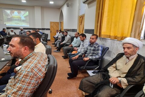 نشست بصیرتی دادستان ویژه روحانیت غرب کشور با مبلغین شهر کرمانشاه