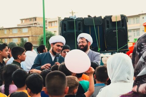 تصاویر/ برگزاری جشن عید غدیر توسط طلاب حوزه علمیه ارومیه در منطقه دیگاله