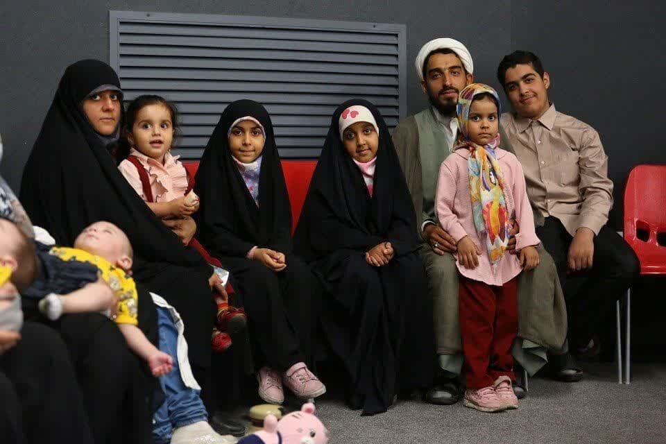 دورهمی خانوادههای کاشانی در جشن مثبت ۳