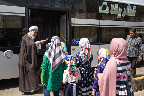 تصاویر / دیدار ر اهالی شیرخوارگاه حلیمه با نماینده ولی فقیه در استان قزوین
