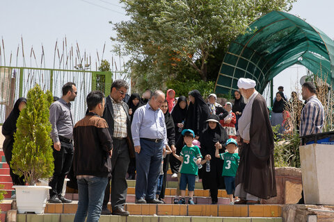 تصاویر / دیدار ر اهالی شیرخوارگاه حلیمه با نماینده ولی فقیه در استان قزوین