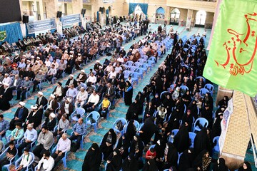 فیلم| دیدار عیدانه نماینده ولی فقیه در آذربایجان غربی با  آحاد مردم